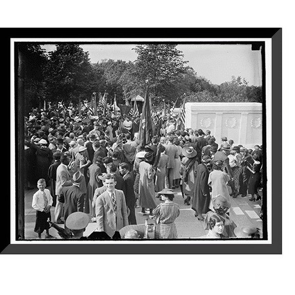 Historic Framed Print, War Mothers observe Mother's Day at Tomb of Unknown Soldier. Washington, D.C., May 9., 17-7/8" x 21-7/8"
