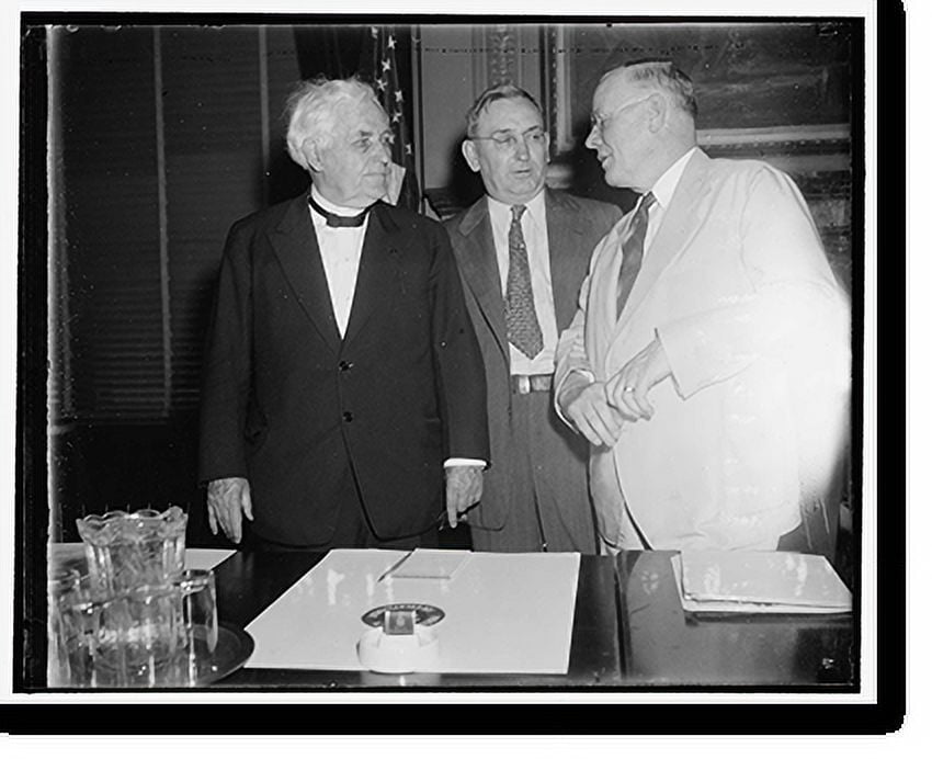 Historic Print, 103 union presidents meet with Green to urge Congress