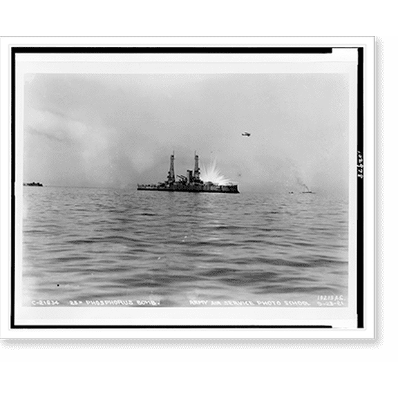 Historic Print, 25th Phosphorus bomb.Army Air Service Photo School., 16" x 20"