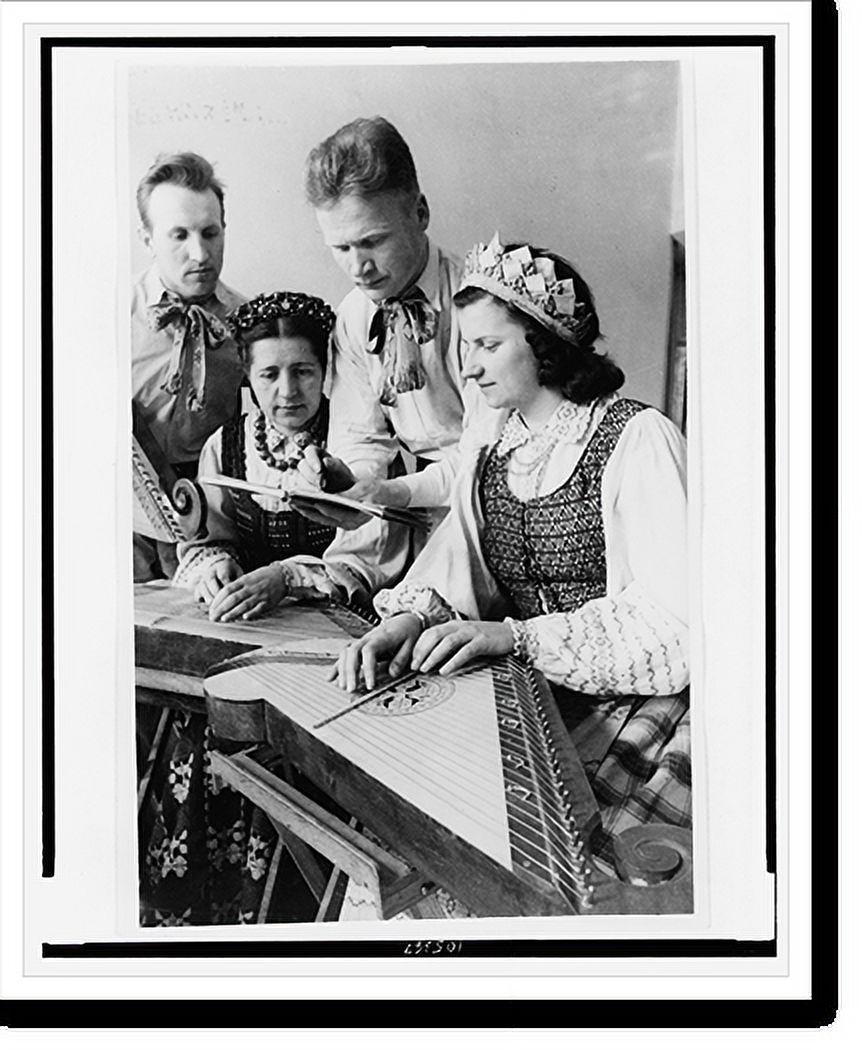 Historic Print, [A Class in kankles (an old Lithuanian string ...