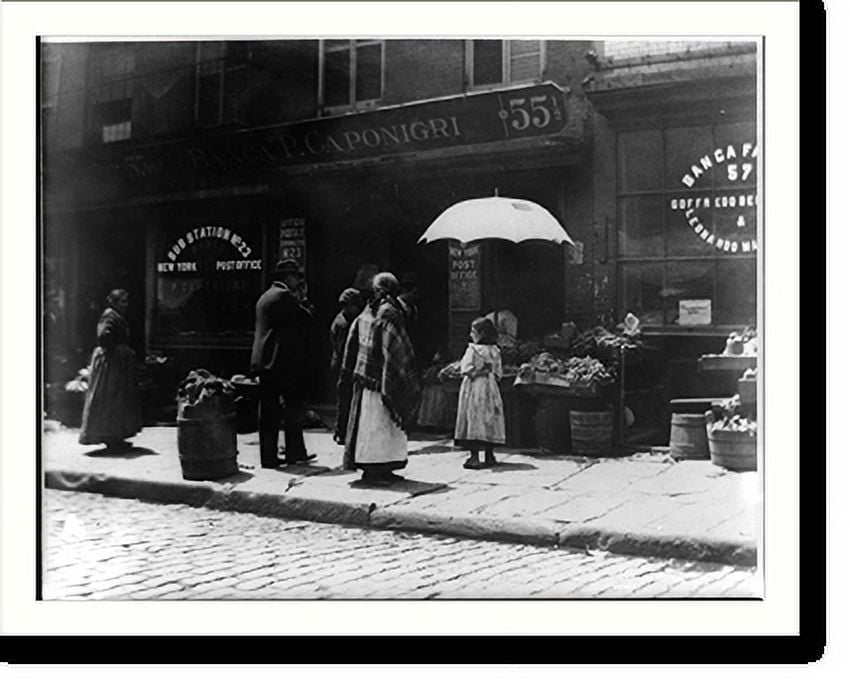 Historic Print, A vegetable stand in the Mulberry St. bend, 16" x 20