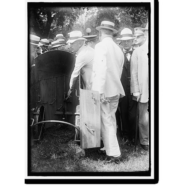 Historic Print, ARMY, U.S. WIRE CUTTING MACHINE INSPECTED BY SEN. NEW