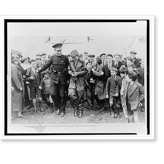 Historic Print, [Amelia Earhart surrounded by crowd of admirers in London], 16" x 20"