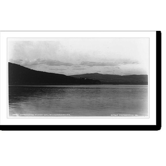 Historic Print, Approaching Murray Bay, St. Lawrence River, 18" x 24"
