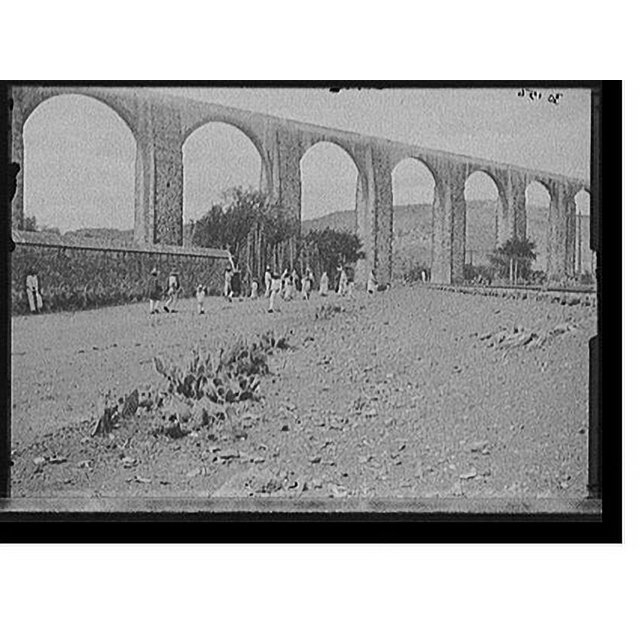 Historic Print, [Aqueduct at Queretaro, Mexico], 16" x 20"