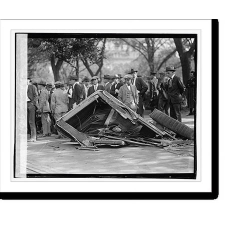 Historic Print, Asst. P.M.S. Bartlett's Car, 16" x 20"