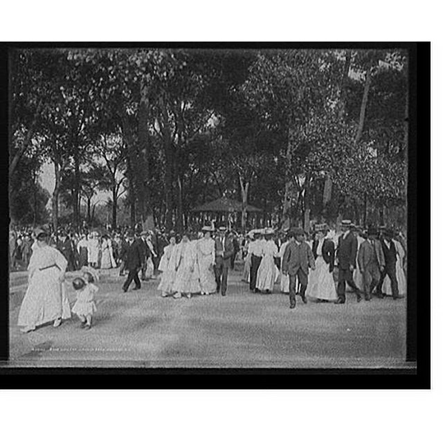 Historic Print, Band concert, Lincoln Park, Chicago, Ill., 16" x 20
