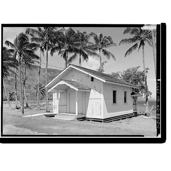 Historic Print, Bay View Home, Board Batten, Moloka'i Island, Kalaupapa, Kalawao County, HI, 16" x 20"