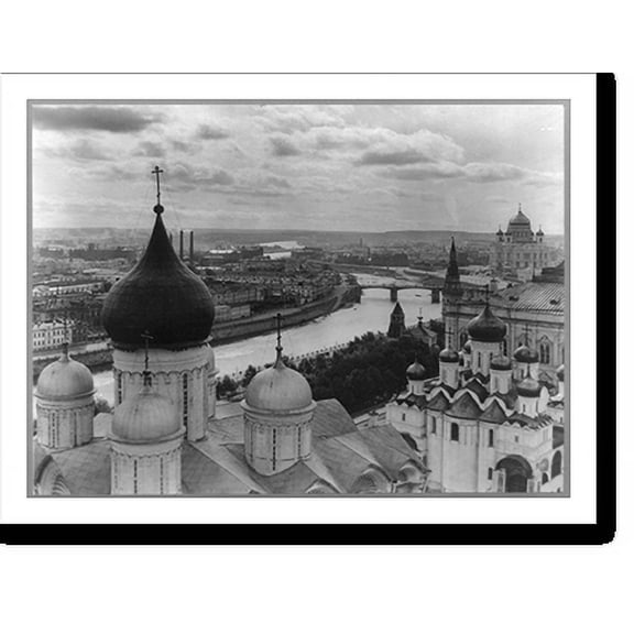 Historic Print, [Bird's-eye view of the city of Moscow, Russia, from Ivan Viliky overlooking the Uspensky Cathedral and the Moscow River], 16" x 20"