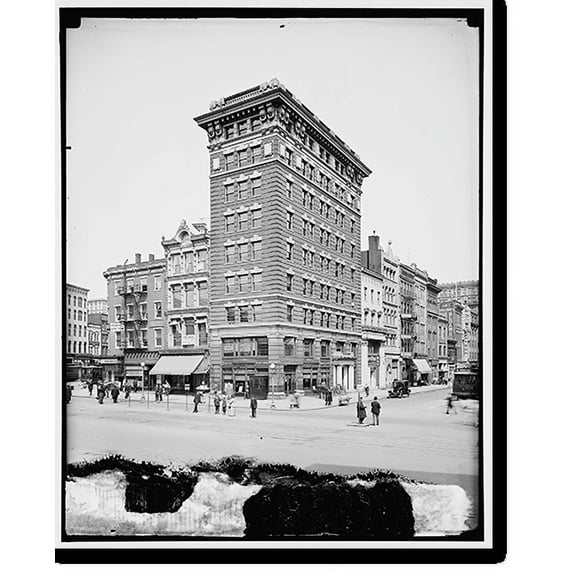 Historic Print, [Building, 15th and G Sts], 16" x 20"