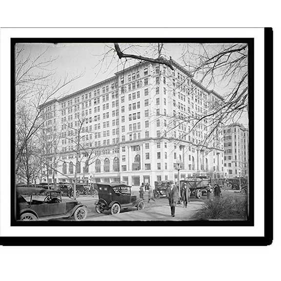 Historic Print, [Building under construction: future home of Federal American National Bank, Washington, - 2, 16" x 20"