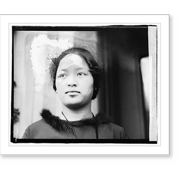 Historic Print, Carmen Aguinaldo, 16" x 20"