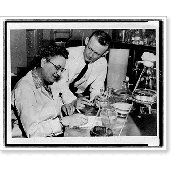 Historic Print, [Caroline Rehr and Robert C. Parlett review notes regarding a blood test for tuberculosis, in laboratory at Northwestern University, Chicago], 16" x 20"