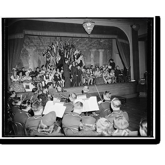 Historic Print, Children of Diplomats say 'Merry Christmas' to people of all nations. Washington, D.C., Dec. 20., 16" x 20"