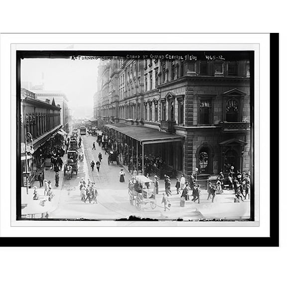 Historic Print, Crowd outside Grand Central Station, returning from summer vacations, New York, 18" x 24"