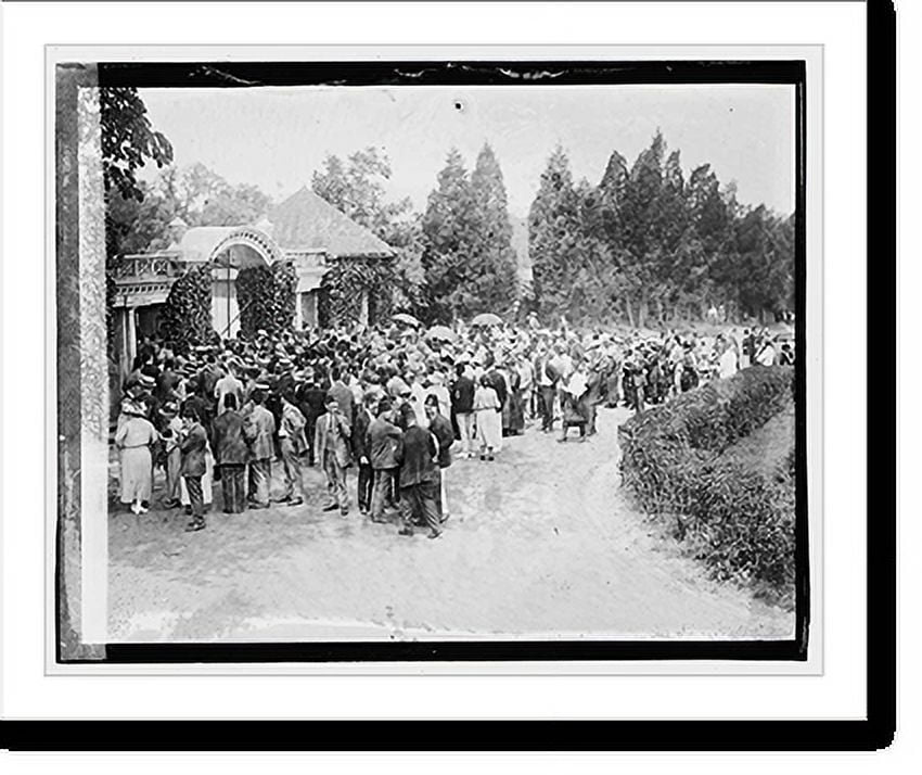Historic Print, Crowds at Mt. Vernon 2, 16" x 20"