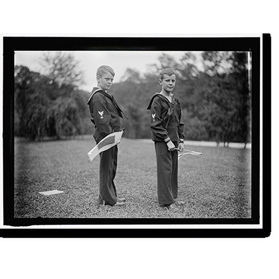 Historic Print, DANIELS, FRANK A. SON OF JOSEPHUS DANIELS. RIGHT, WITH BROTHER JONATHAN DANIELS - 4, 18" x 24"