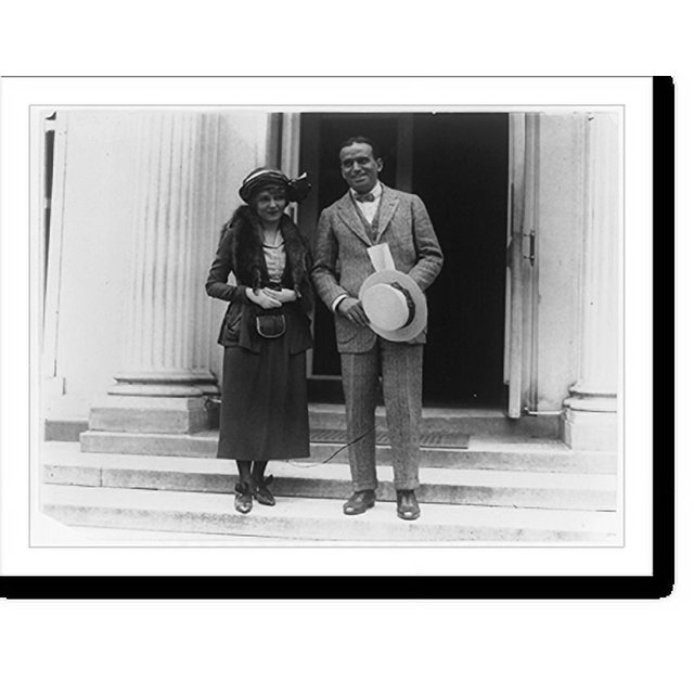 Historic Print, Doug and Mary are White House visitors, 16" x 20