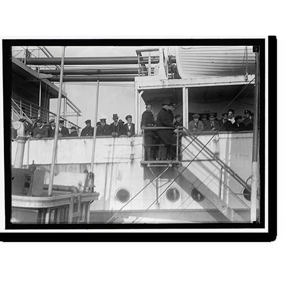 Historic Print, EITEL FRIEDRICH, UNITED STATES NAVY. GERMAN SHIP TAKEN OVER BY U.S. CROWDED WITH CREWS OF CAPTURED SHIPS - 3, 16" x 20"