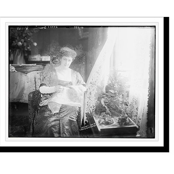 Historic Print, Eames woman - 2, 18" x 24"