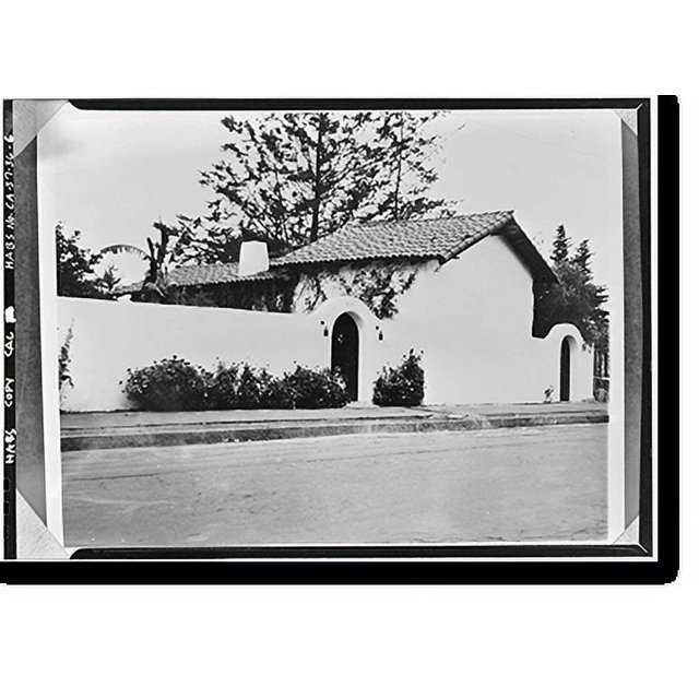 Historic Print, El Cuartel, 122 East Canon Perdido Street, Santa