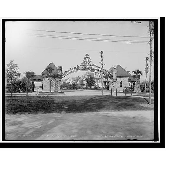 Historic Print, Entrance to Audubon Place, New Orleans, La., 16" x 20"