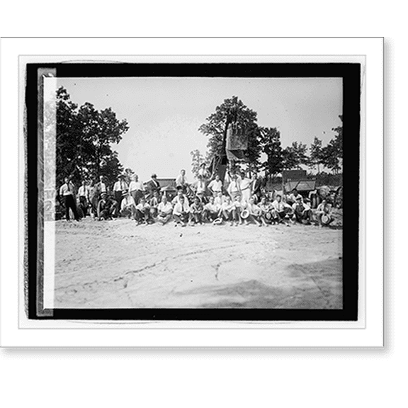 Historic Print, Ford Motor C., Tractor Road Show group, 16" x 20"