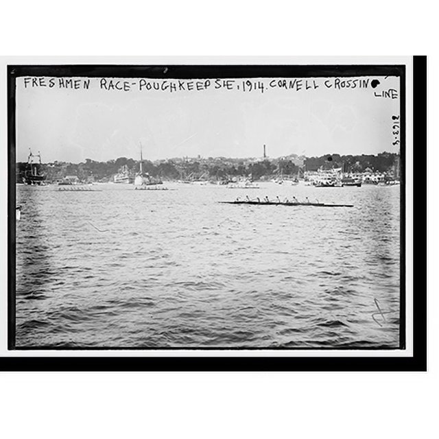 Historic Print, Freshman race . Poughkeepsie, 1914, Cornell Crossing