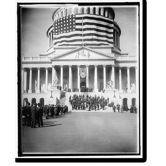 Historic Print, G.A.R. PARADE GREAT FLAG AT CAPITOL, 16" x 20"