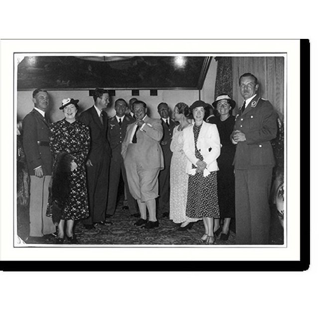 Historic Print, [Goering with Charles A. and Mrs. Lindbergh] 2, 16" x