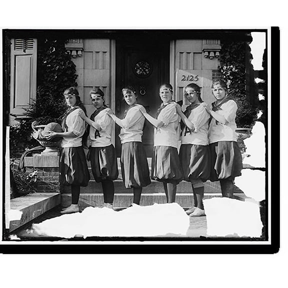 Historic Print, HOLTON ARMS SCHOOL. BASKETBALL TEAM, 18" x 24"