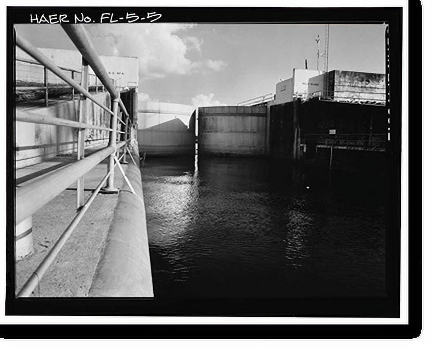 Historic Print, Hurricane Gate Structure 4, Herbert Hoover Dike on Lake