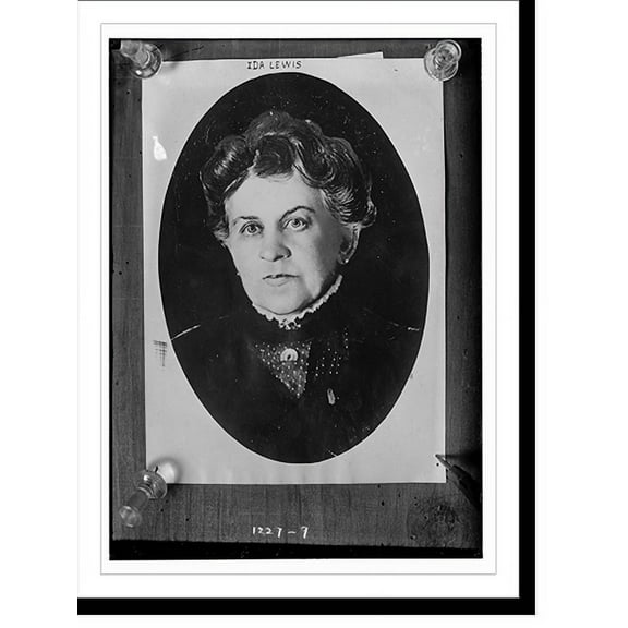 Historic Print, Ida Lewis (oval portrait), 16" x 20"