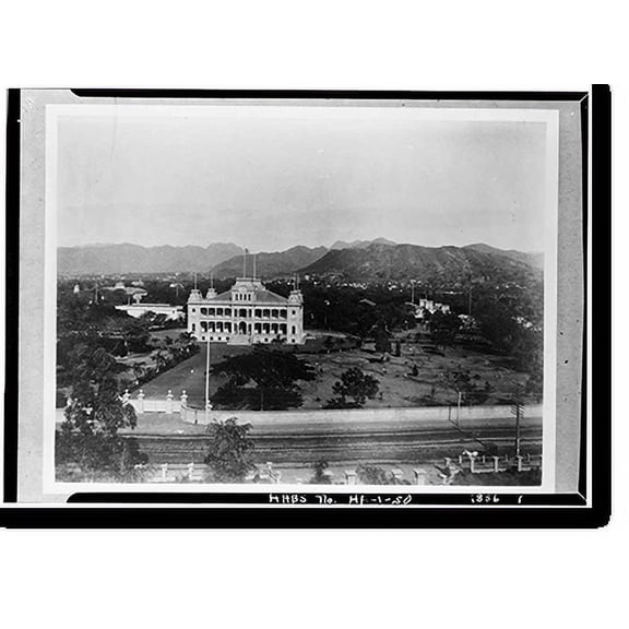 Historic Print, Iolani Palace, King & Richards Streets, Honolulu, Honolulu County, HI - 50, 18" x 24"