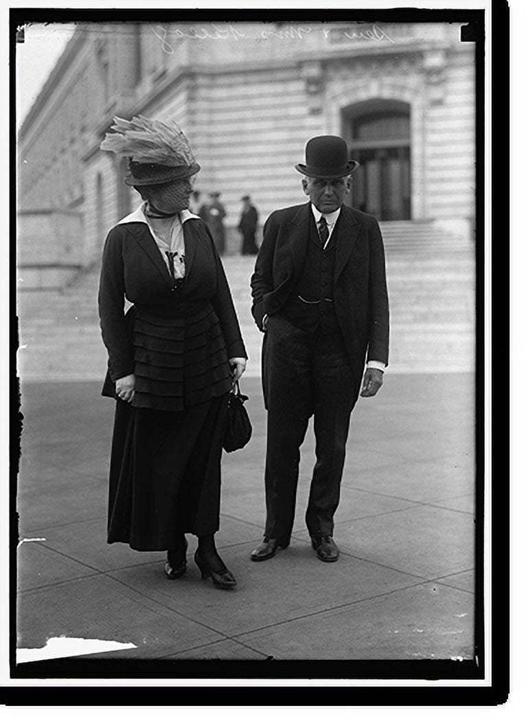 Historic Print, KELLOGG, FRANK BILLINGS, SENATOR. WITH MRS. KELLOGG, 16