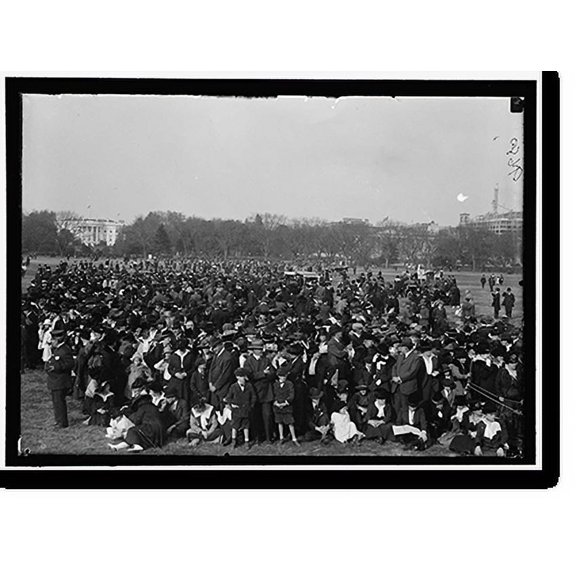Historic Print, LIBERTY LOAN CROWDS - 4, 18" x 24"