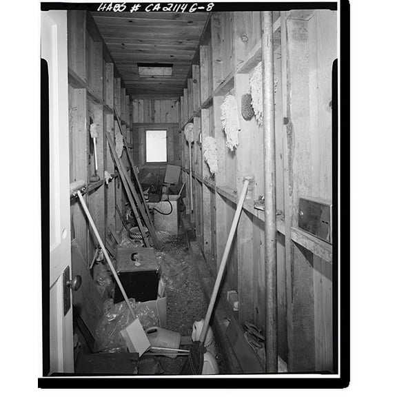 Historic Print, Lassen Volcanic National Park, Comfort Station, Mineral vicinity, Tehama County, CA - 8, 16" x 20"