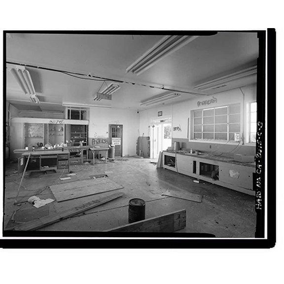 Historic Print, Mill Valley Air Force Station, Civil Engineering Maintenance Shop, East of Ridgecrest Boulevard, Mount Tamalpais, Mill Valley vicinity, Marin County, CA - 3, 18" x 24"