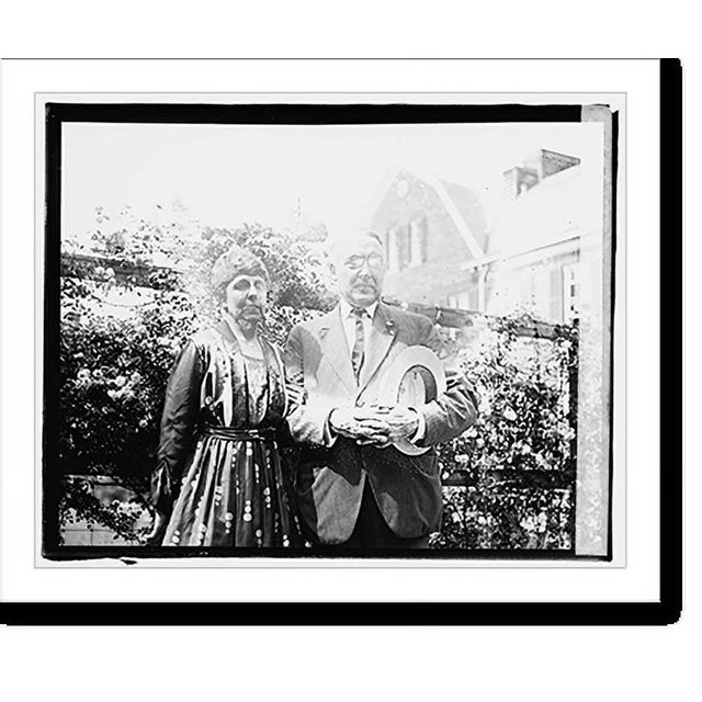 Historic Print, Mr. & Mrs. Warren G. Harding 3, 16" x 20"