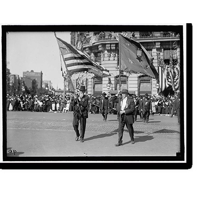 Historic Print, PARADE ON PENNSYLVANIA AVE. OREGON UNIT, 16" x 20"