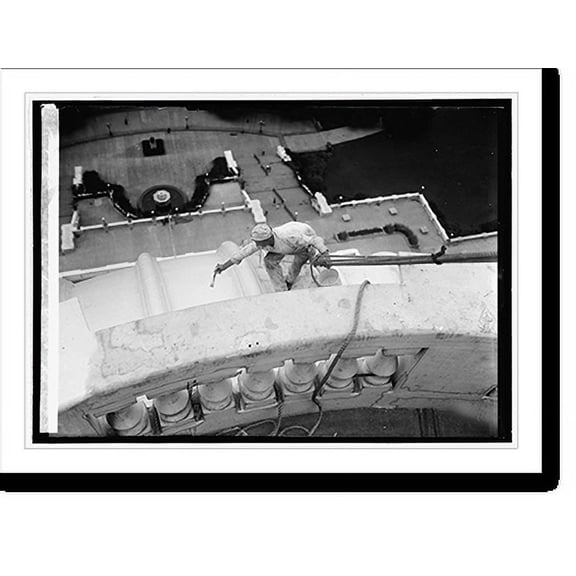 Historic Print, Painting Capitol dome, 8/26/22 - 2, 16" x 20"