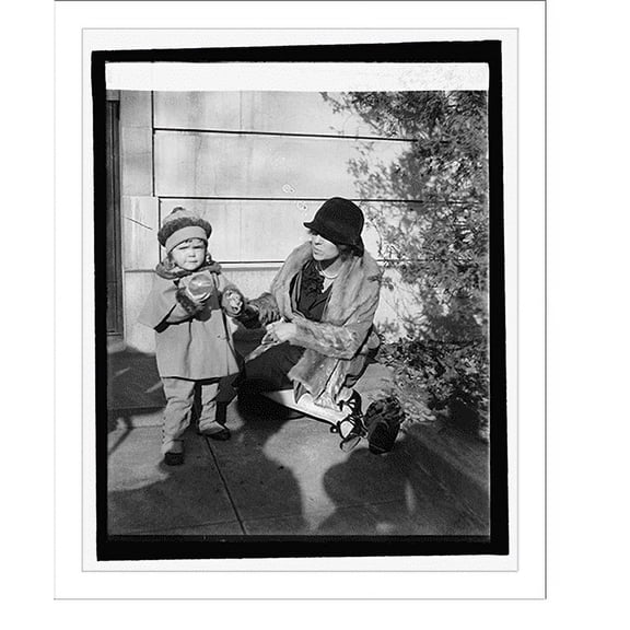 Historic Print, Paulina & Mrs. Nicholas Longworth, 2/12/27, 16" x 20"