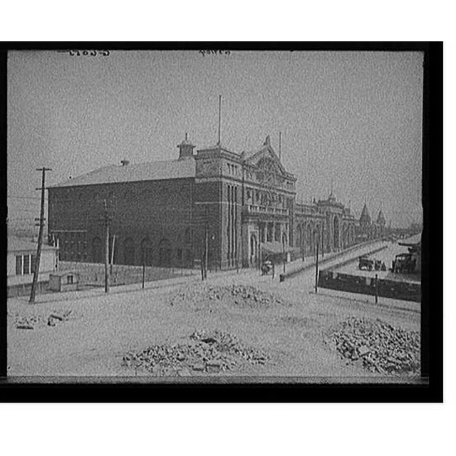 Historic Print, [Pittsburgh, Pa., Exposition bldg.], 16" x 20