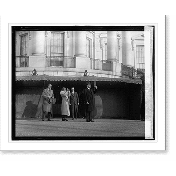 Historic Print, Pres. & Mrs. Coolidge viewing eclipse of sun, 1/24/25, 18" x 24"