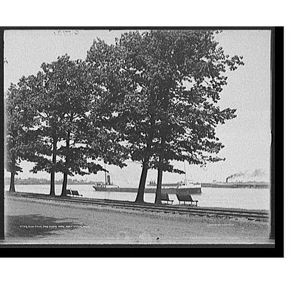 Historic Print, River drive, Pine Grove Park, Port Huron, Mich., 16" x 20"