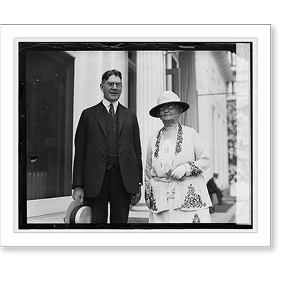 Historic Print, Sec. Wilbur & Mrs. Florence Porter, [7/29/24], 16" x 20"