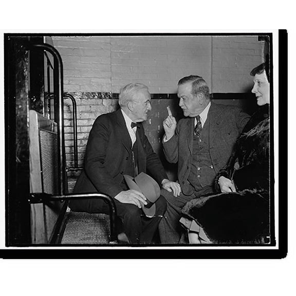 Historic Print, Senate veterans discuss farm bill. Washington, D.C., Dec. 15. No doubt these senate veterans, Senator George W., 16" x 20"