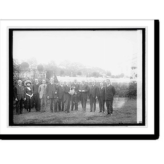 Historic Print, Shriners group with Harding, 10/13/21, 16" x 20"