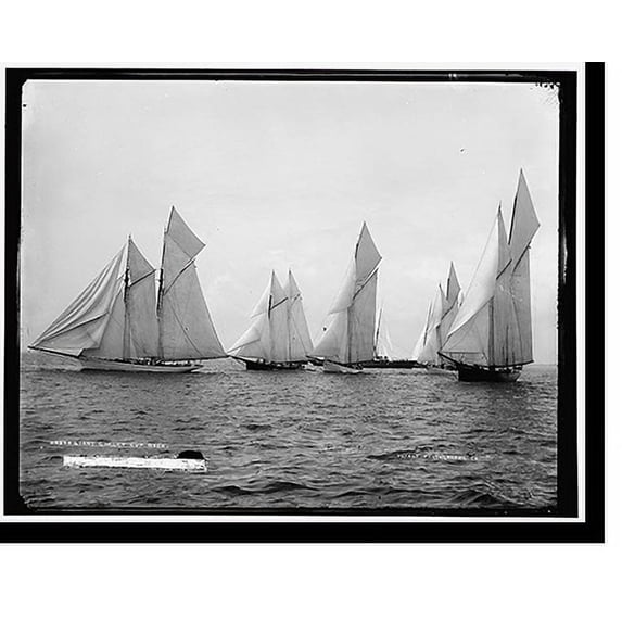 Historic Print, Start, Goelet Cup Race - 2, 18" x 24"