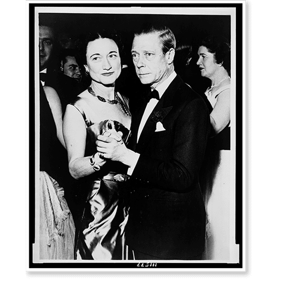 Historic Print, The Duke and Duchess of Windsor in a slow waltz at the assembly ball in the Hotel Sherry-Netherland, 16" x 20"